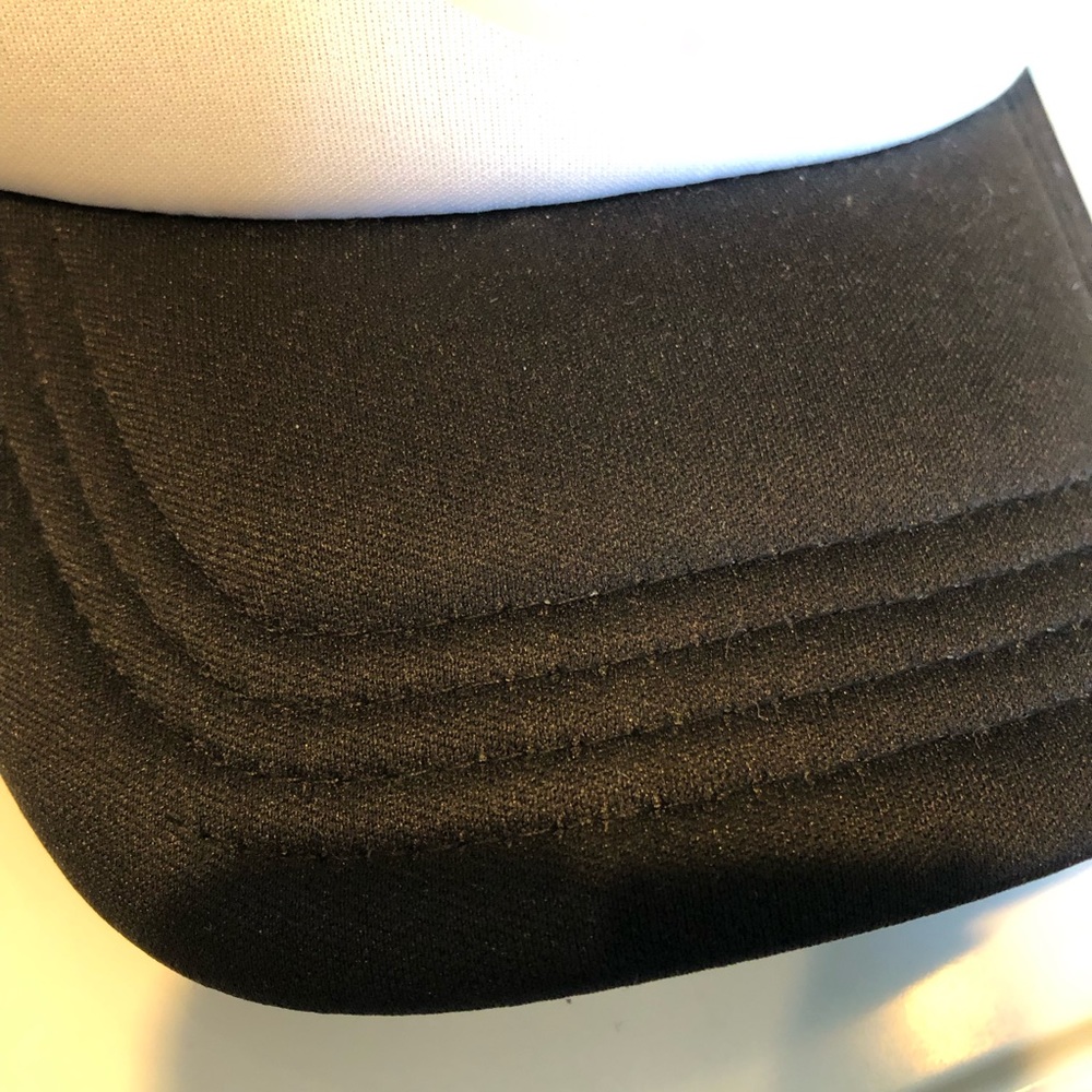 Volcom mesh hat NWT - Picture 5 of 9